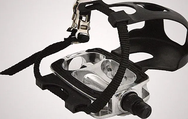 9/16 Bike Replacement Pedals with Adjustable Straps/Teo Clip for Exercise Bik...