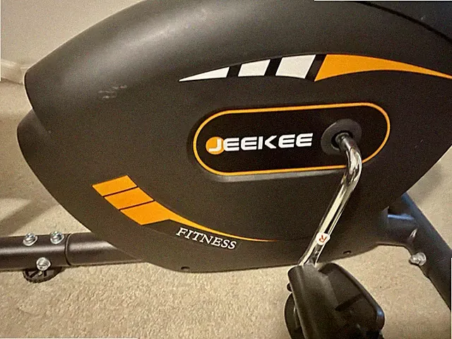 JEEKEE Recumbent Exercise Bike for Adults and Seniors Indoor Magnetic Cycling