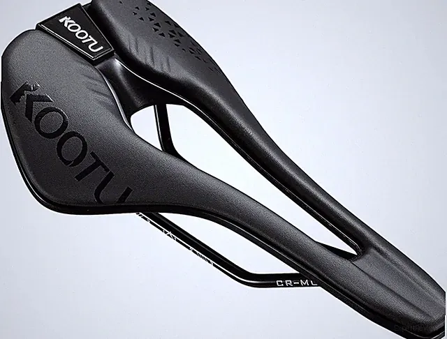 Universal bicycle seat for mountain bikes, road bikes, BMX and exercise bikes